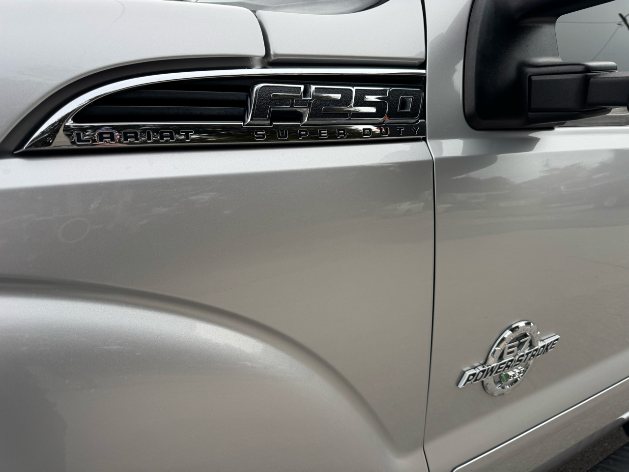 Ford Super Duty F-250 SRW 4WD Crew Cab 172" Lariat 2016