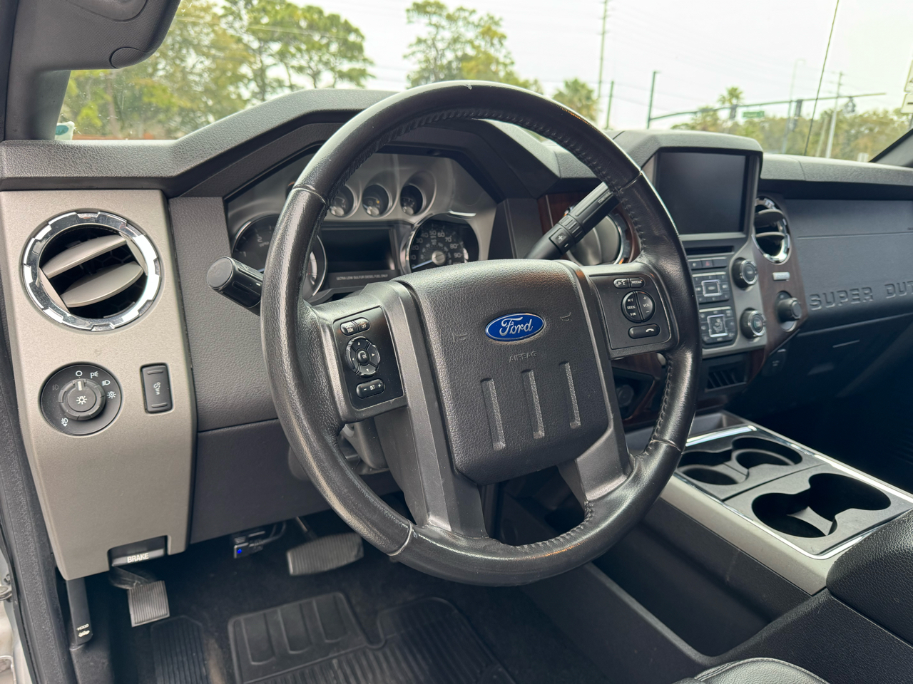 Ford Super Duty F-250 SRW 4WD Crew Cab 172" Lariat 2016