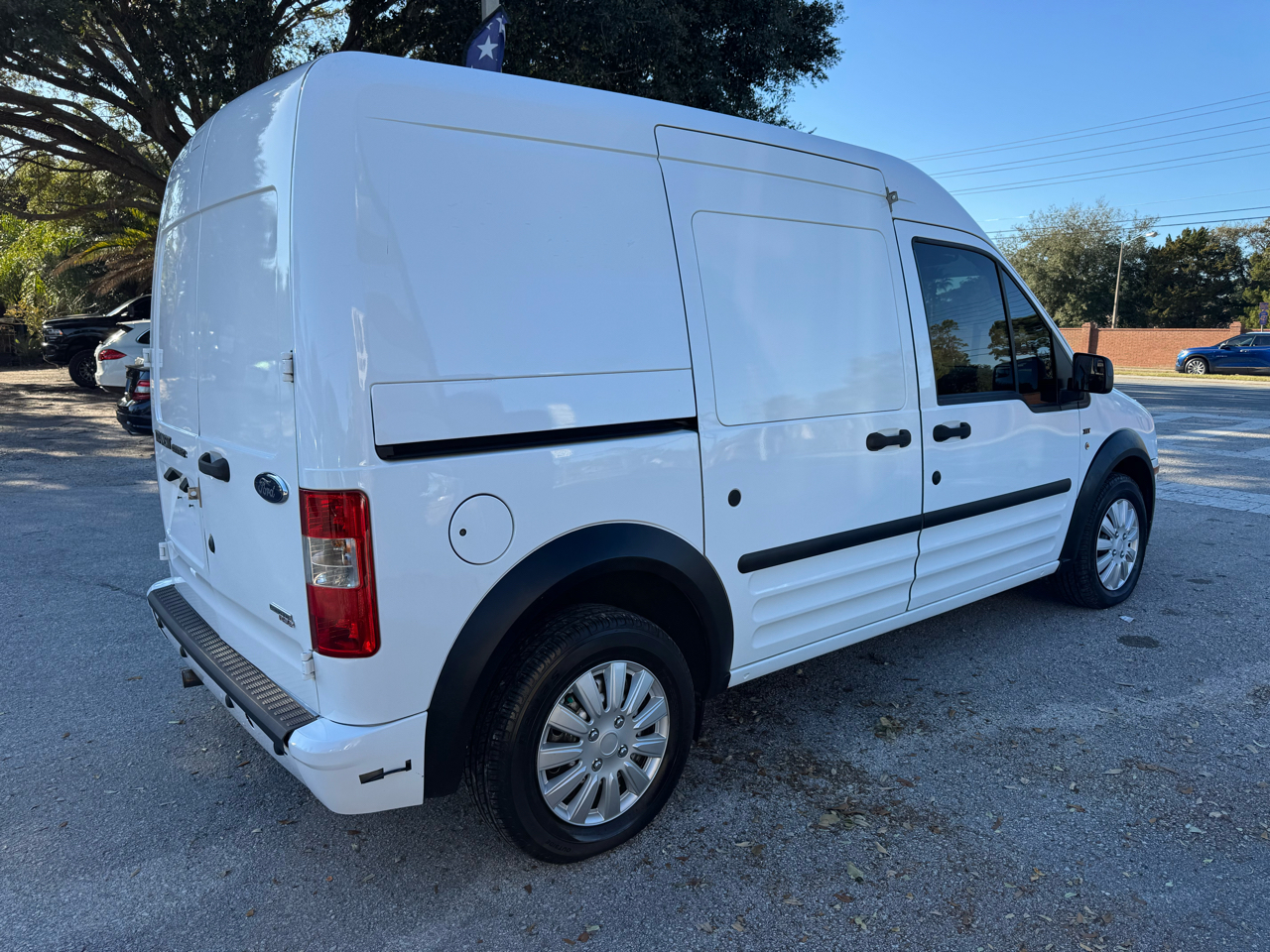 Ford Transit Connect 114.6" XLT w/o side or rear door glass 2013
