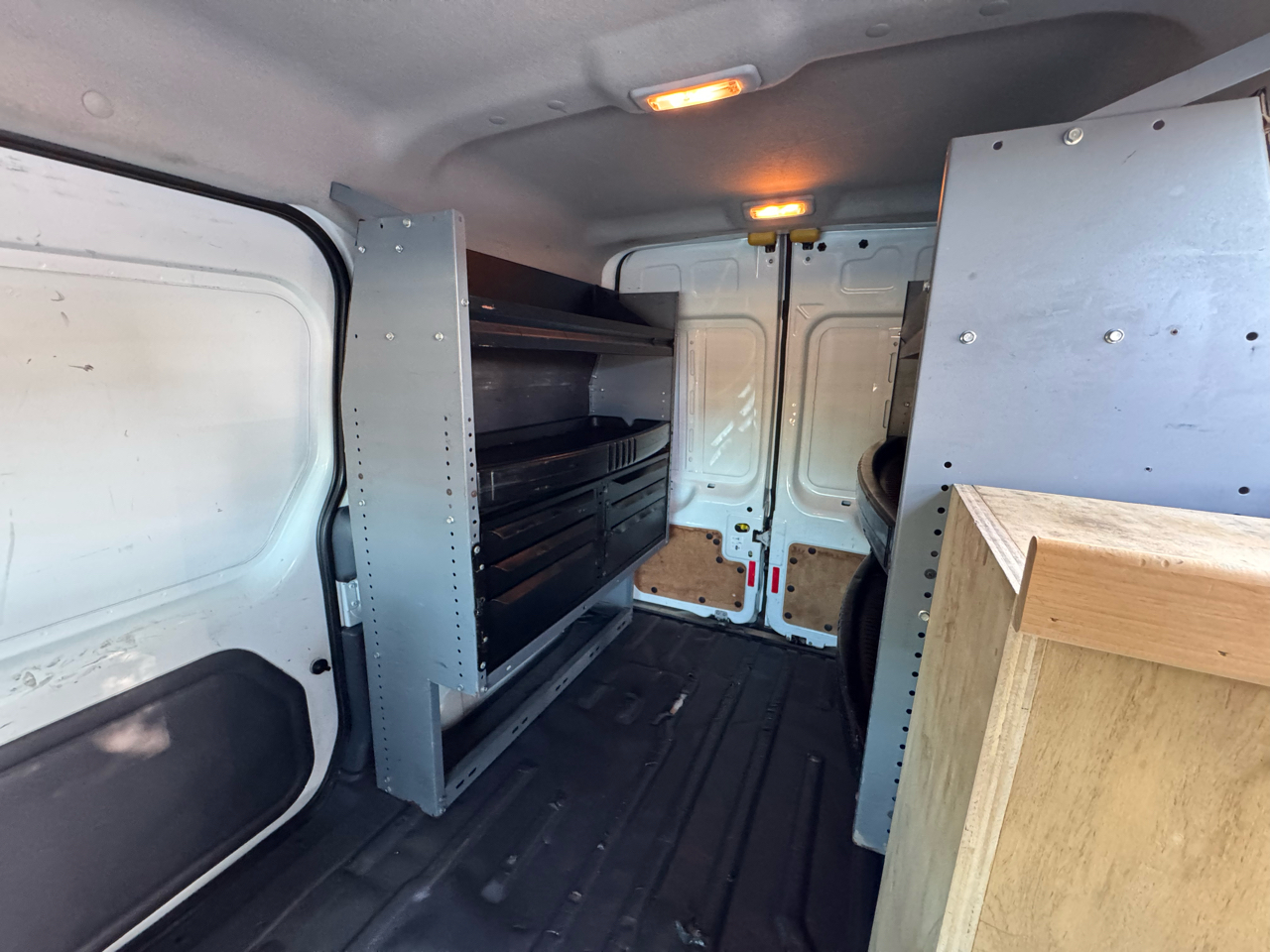 Ford Transit Connect 114.6" XLT w/o side or rear door glass 2013