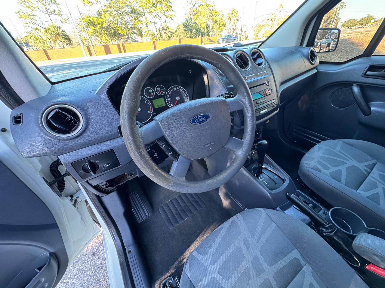 Ford Transit Connect 114.6" XLT w/o side or rear door glass 2013