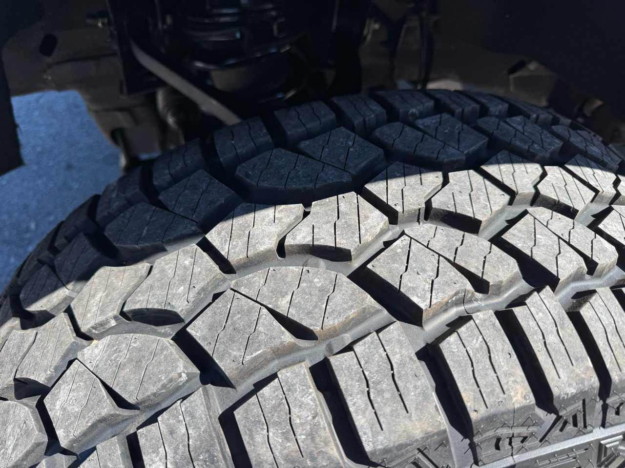 GMC Sierra 1500 4WD Crew Cab 143.5" SLE 2014