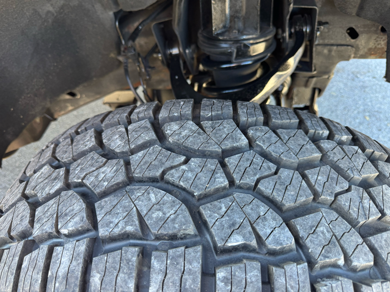 GMC Sierra 1500 4WD Crew Cab 143.5" SLE 2014