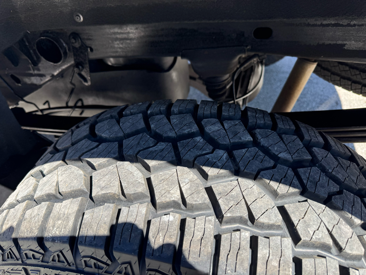 GMC Sierra 1500 4WD Crew Cab 143.5" SLE 2014