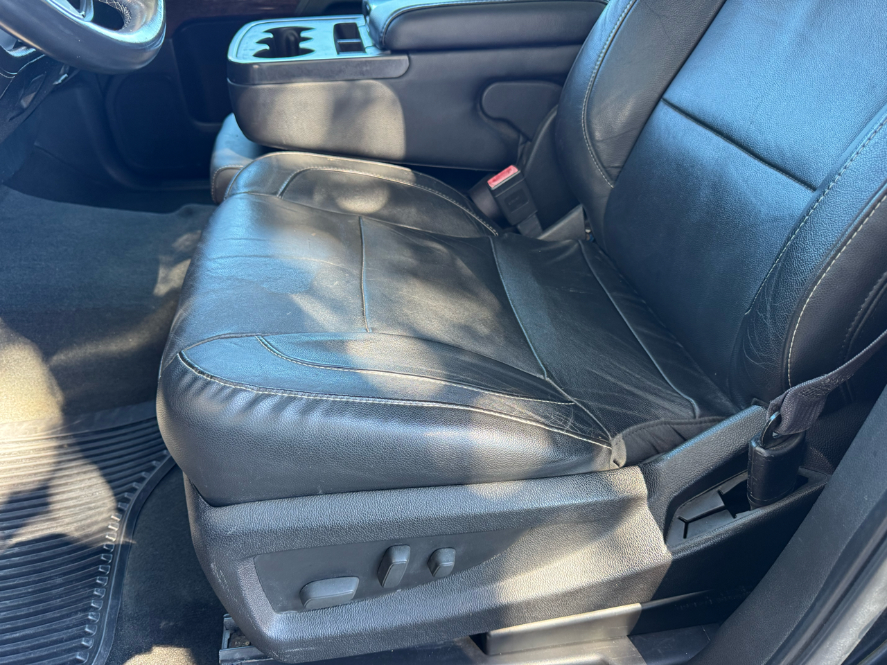 GMC Sierra 1500 4WD Crew Cab 143.5" SLE 2014