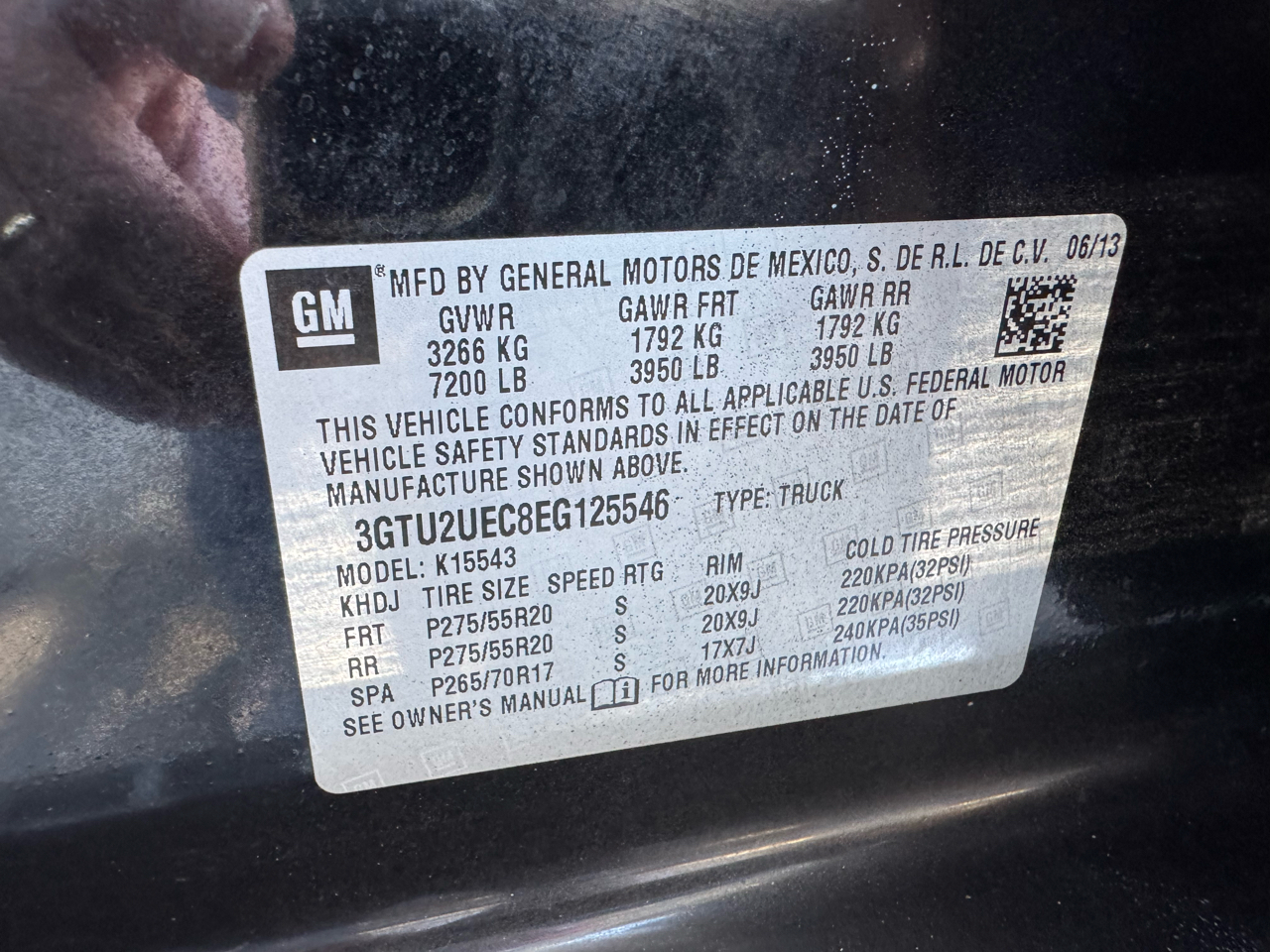 GMC Sierra 1500 4WD Crew Cab 143.5" SLE 2014