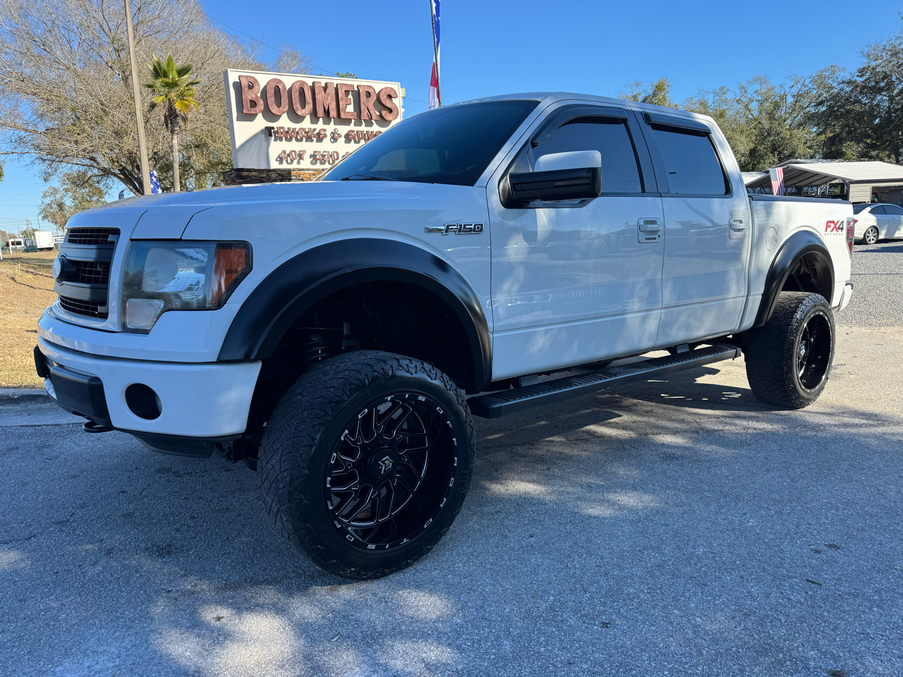 2014 Ford F-150 4WD SuperCrew 145" FX4