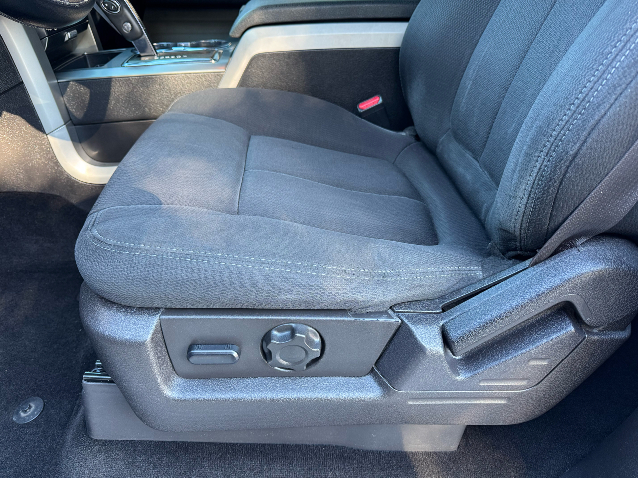 Ford F-150 4WD SuperCrew 145" FX4 2014