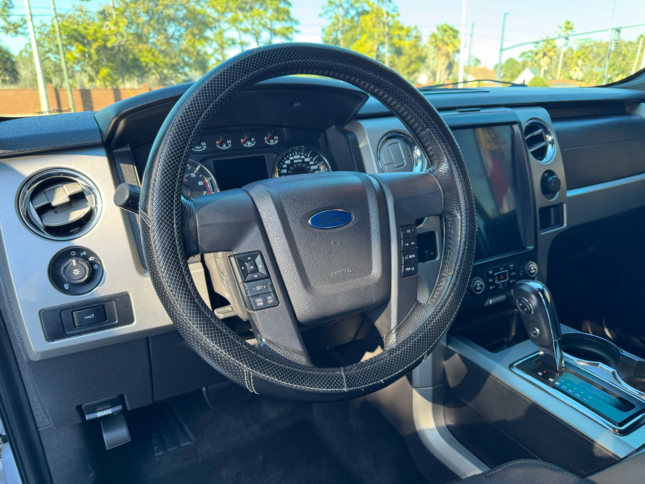 Ford F-150 4WD SuperCrew 145" FX4 2014