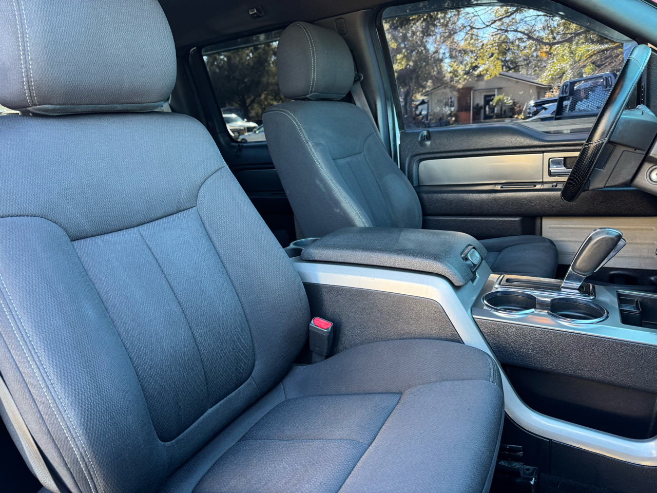 Ford F-150 4WD SuperCrew 145" FX4 2014