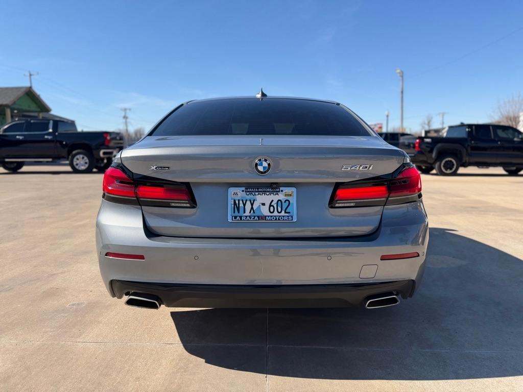 BMW 5-Series 540i xDrive 2023