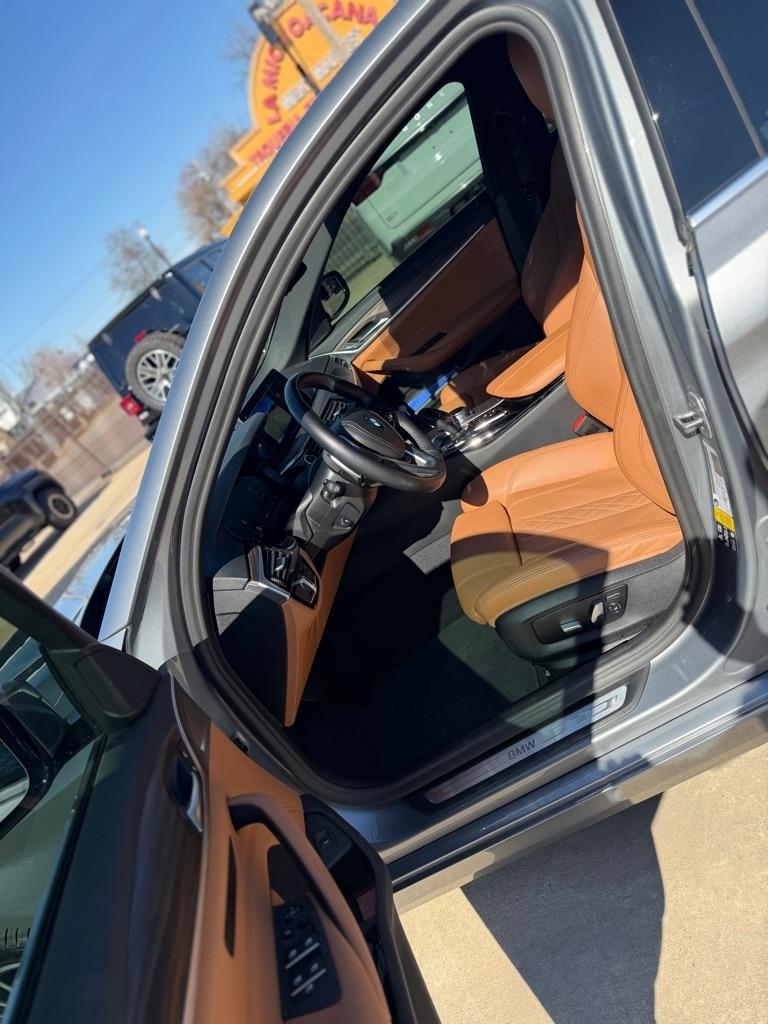 BMW 5-Series 540i xDrive 2023