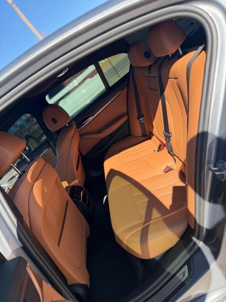 BMW 5-Series 540i xDrive 2023