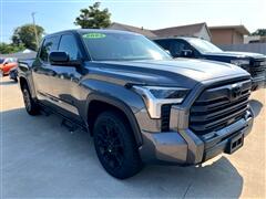 2022 Toyota Tundra  2022 Toyota Tundra