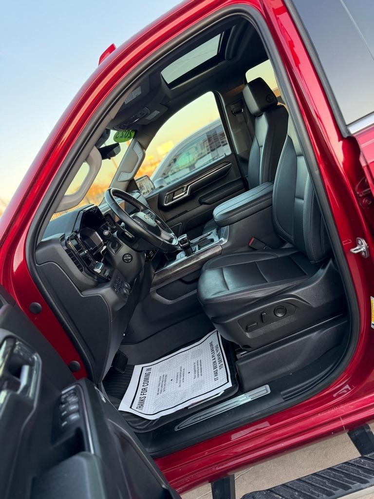 Chevrolet Silverado 1500 LTZ Crew Cab 4WD 2023