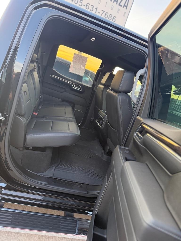 Chevrolet Silverado 1500 LTZ Crew Cab 4WD 2023