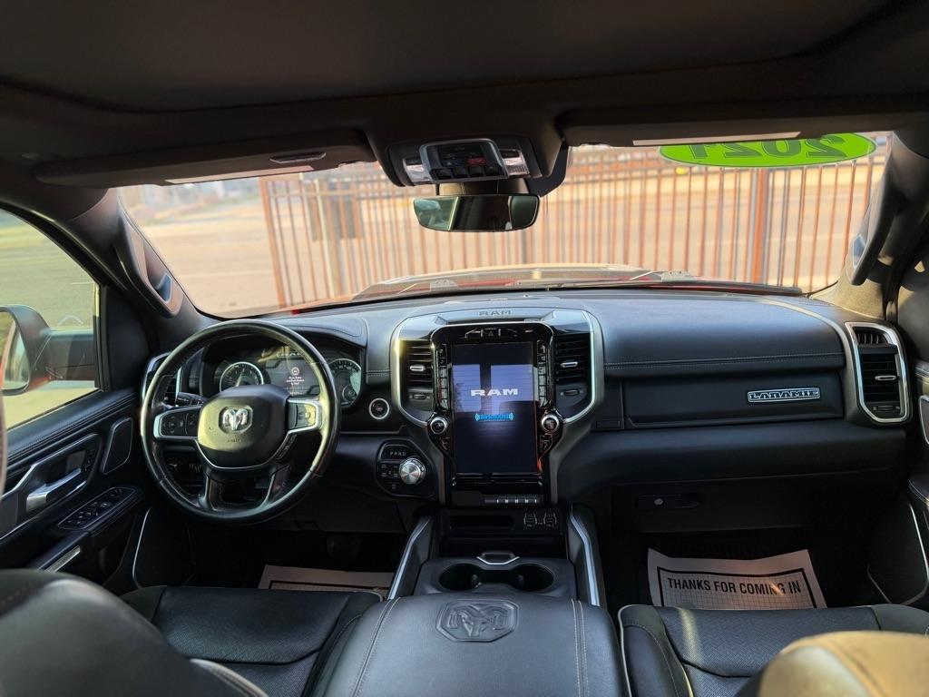 RAM 1500 Laramie Crew Cab SWB 4WD 2021