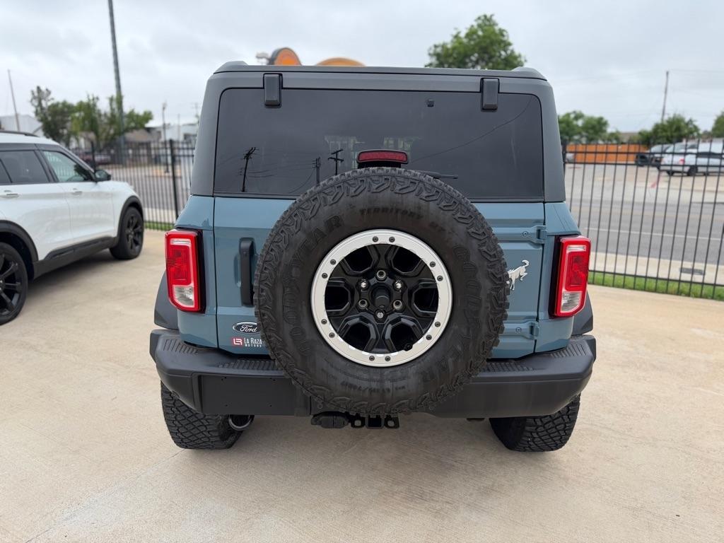 Ford Bronco Base 4-Door w/Advanced 2022