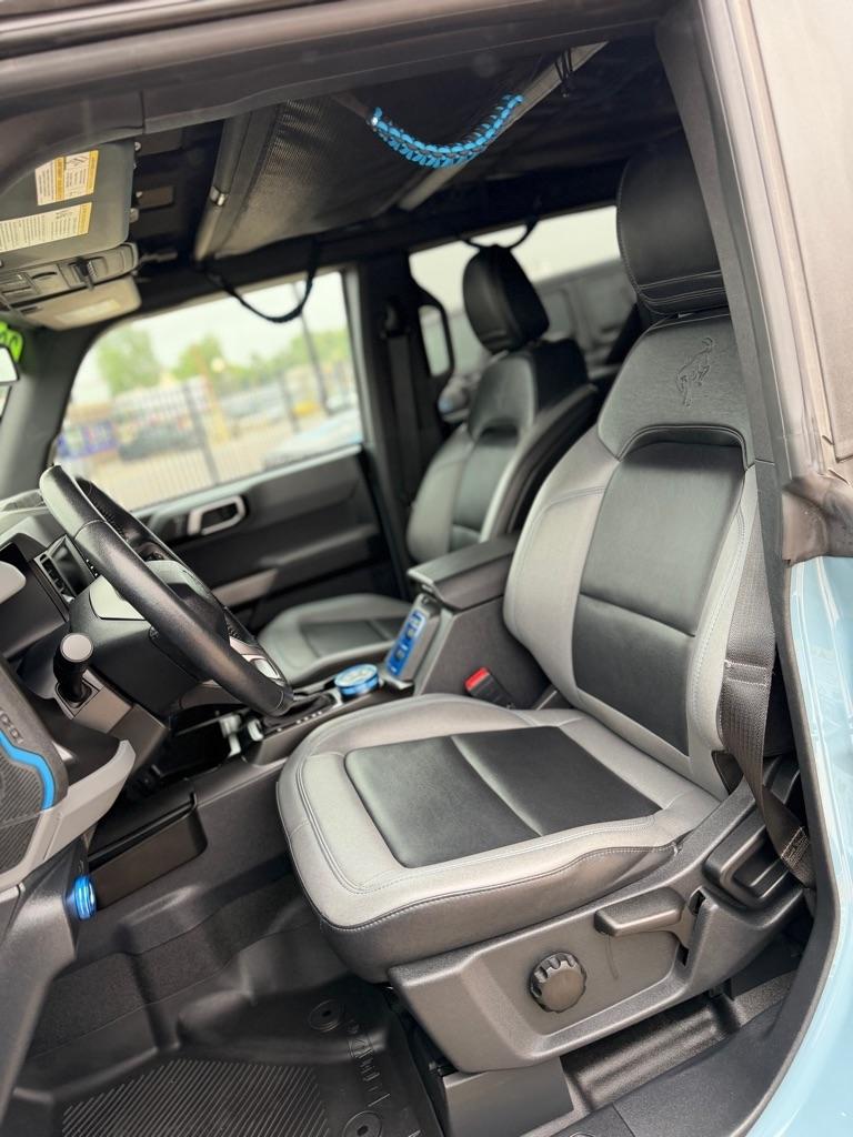 Ford Bronco Base 4-Door w/Advanced 2022
