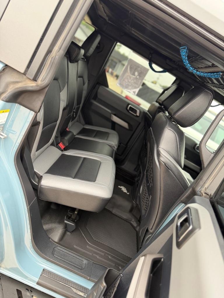Ford Bronco Base 4-Door w/Advanced 2022