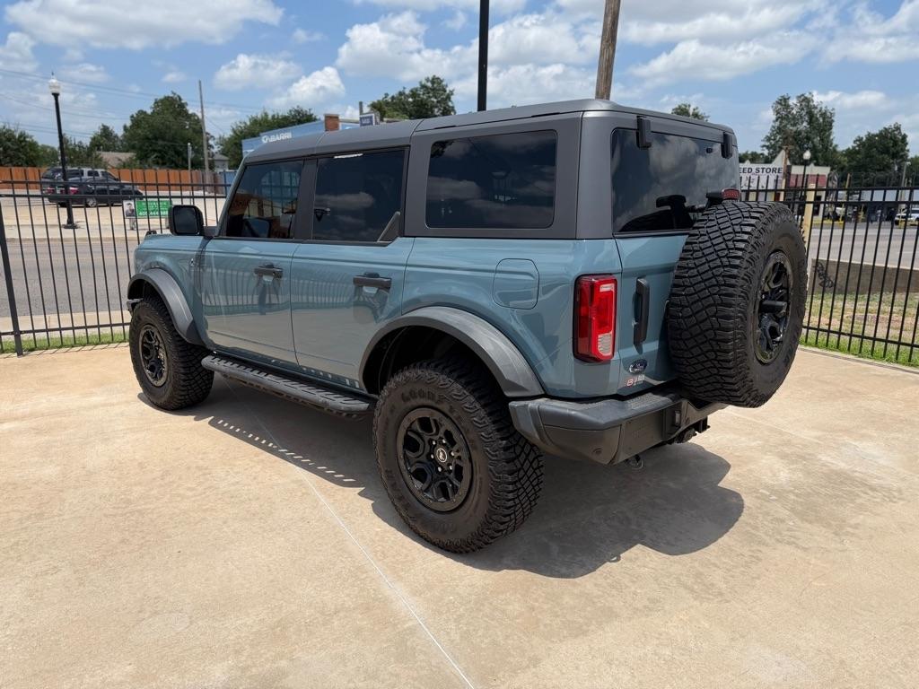 Ford Bronco Base 4-Door w/Advanced 2022