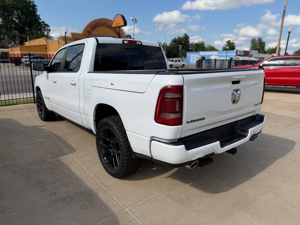 RAM 1500 Laramie Crew Cab SWB 4WD 2024