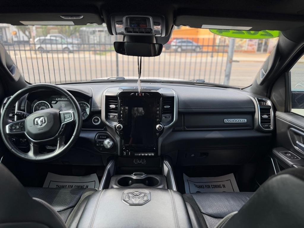 RAM 1500 Laramie Crew Cab SWB 4WD 2024