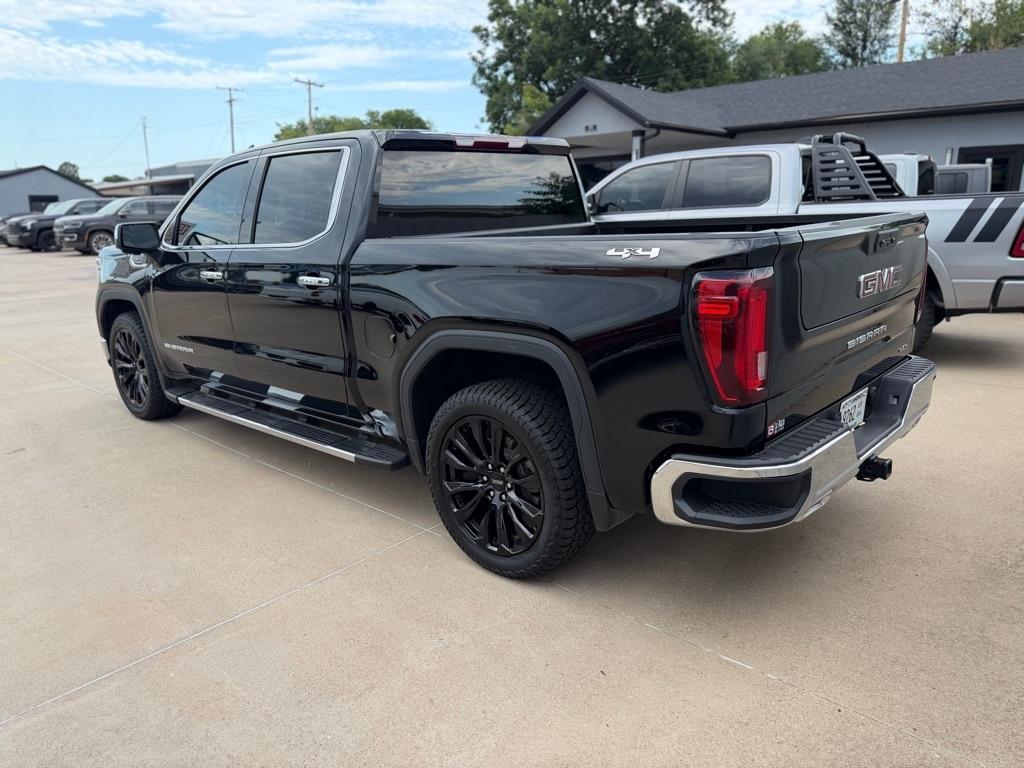 GMC Sierra 1500 SLT Crew Cab 4WD 2025
