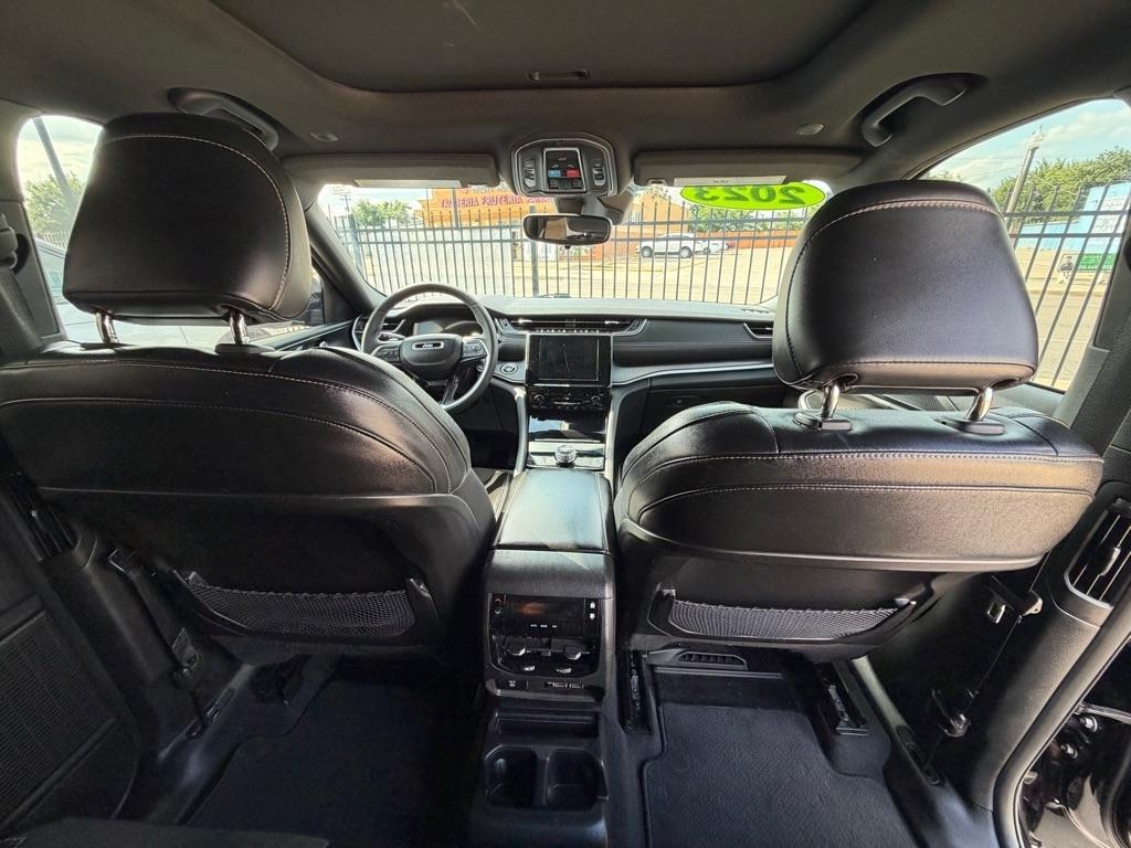 Jeep Grand Cherokee L Laredo 2023