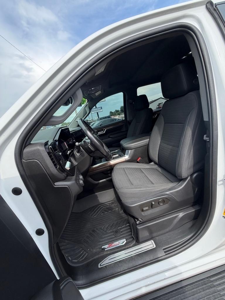 Chevrolet Silverado 1500 RST Crew Cab 4WD 2023