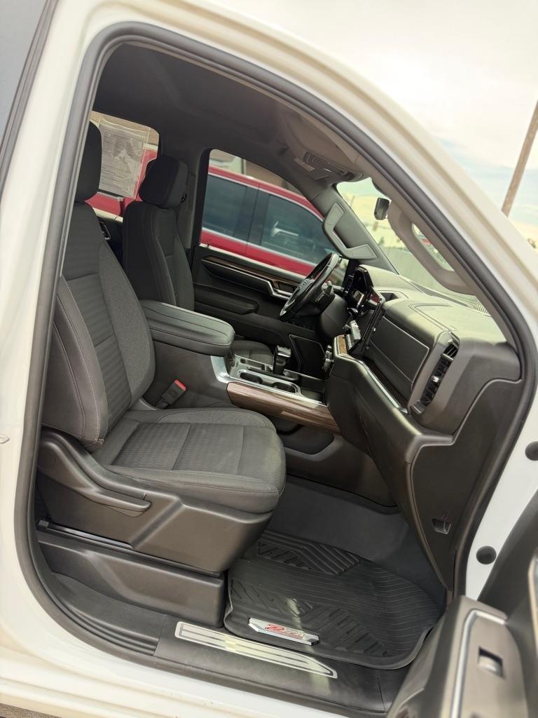 Chevrolet Silverado 1500 RST Crew Cab 4WD 2023