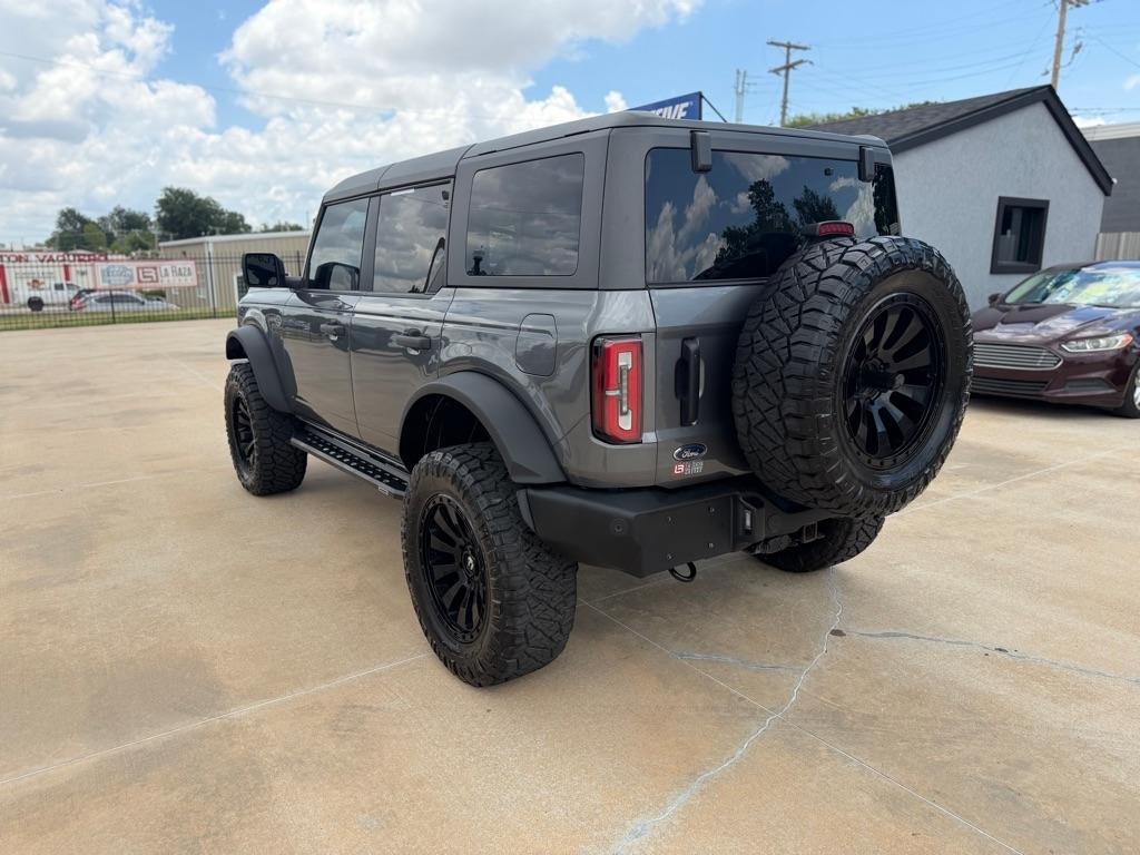 Ford Bronco Base 4-Door w/Advanced 2022