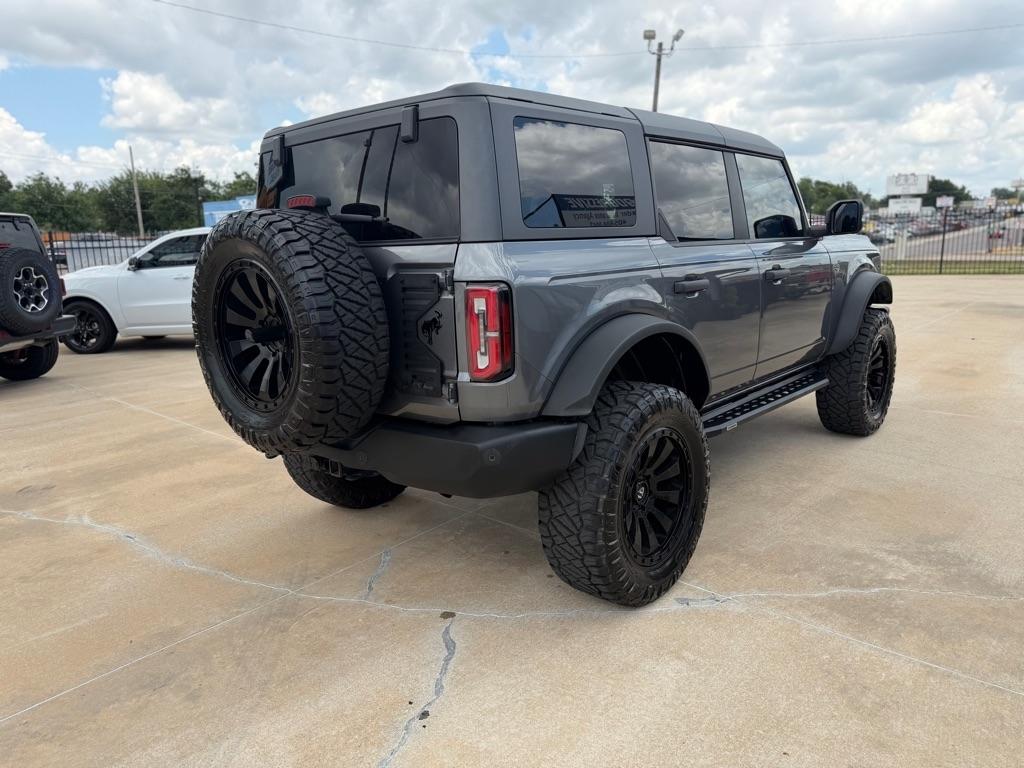 Ford Bronco Base 4-Door w/Advanced 2022