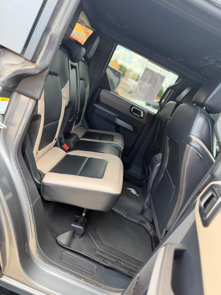 Ford Bronco Base 4-Door w/Advanced 2022