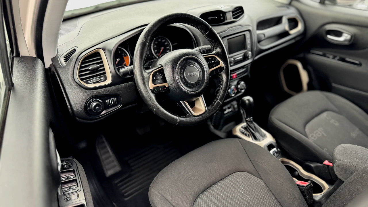 Jeep Renegade Latitude FWD 2016