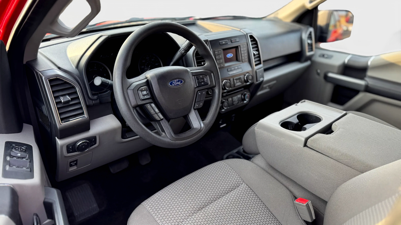 Ford F-150 4WD Reg Cab 126" XLT 2018