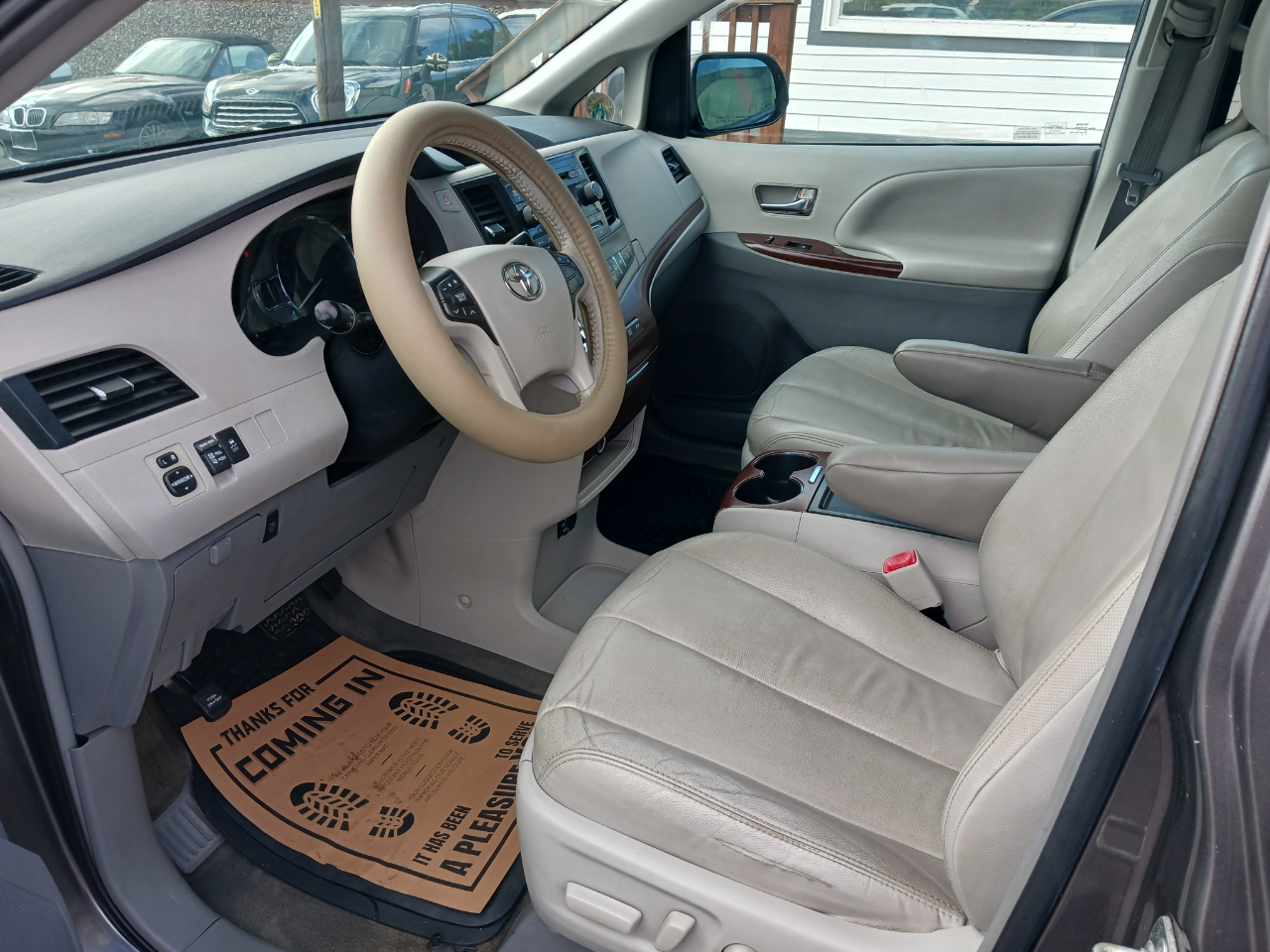 Toyota Sienna XLE 2012 Toyota Sienna XLE 2012