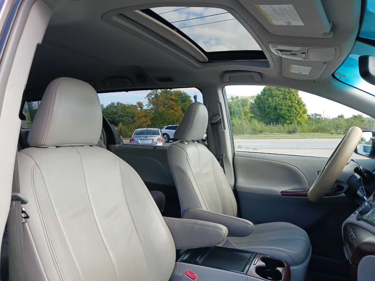 Toyota Sienna XLE 2012 Toyota Sienna XLE 2012