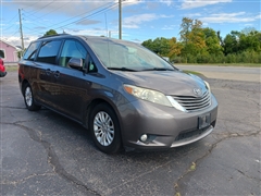2012 Toyota Sienna 