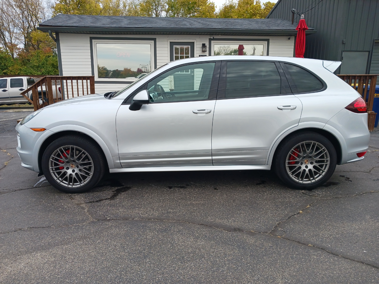 Porsche Cayenne GTS 2014 Porsche Cayenne GTS 2014