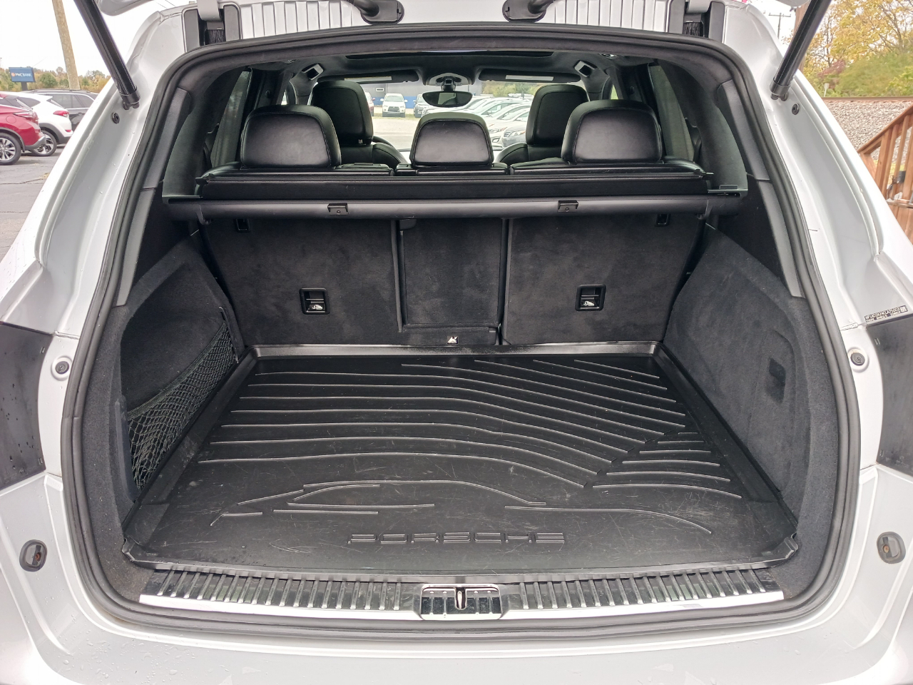 Porsche Cayenne GTS 2014 Porsche Cayenne GTS 2014