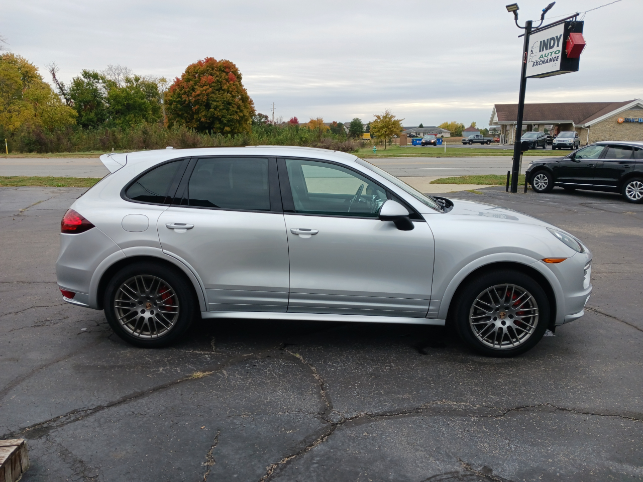 Porsche Cayenne GTS 2014 Porsche Cayenne GTS 2014
