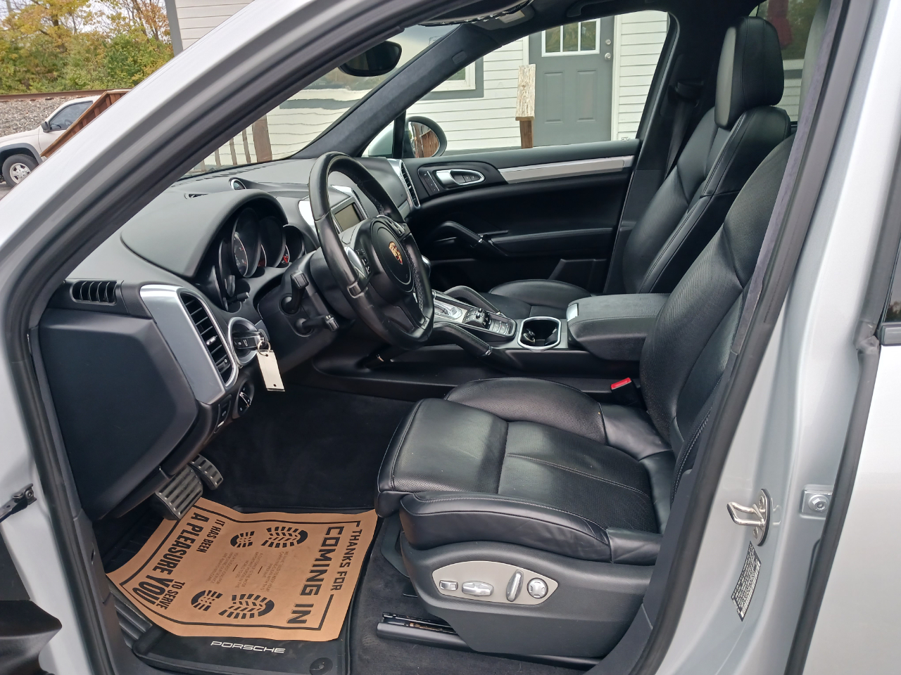 Porsche Cayenne GTS 2014 Porsche Cayenne GTS 2014