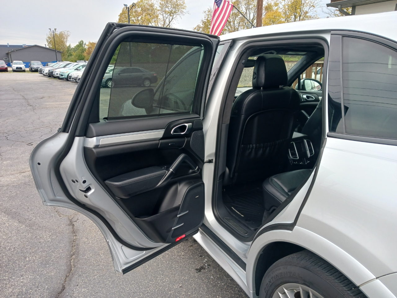 Porsche Cayenne GTS 2014 Porsche Cayenne GTS 2014