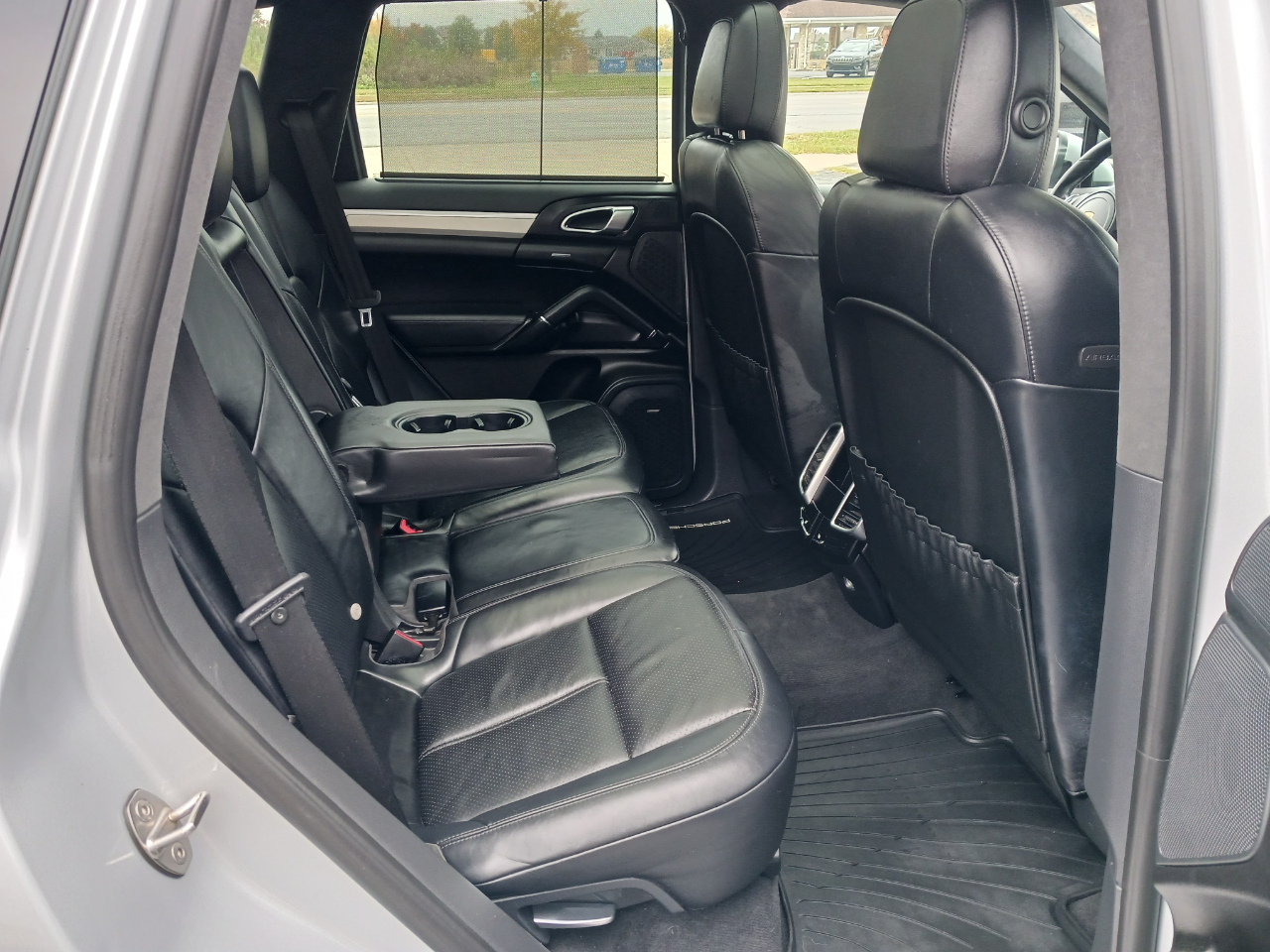 Porsche Cayenne GTS 2014 Porsche Cayenne GTS 2014