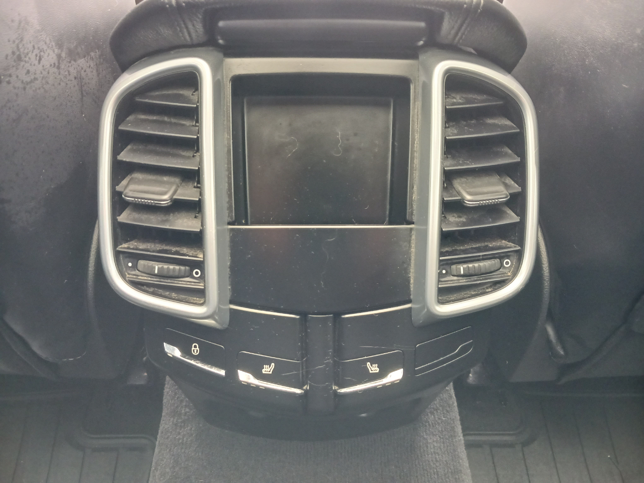 Porsche Cayenne GTS 2014 Porsche Cayenne GTS 2014