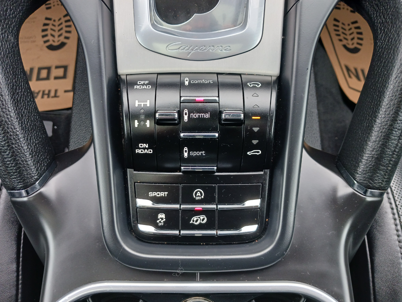 Porsche Cayenne GTS 2014 Porsche Cayenne GTS 2014