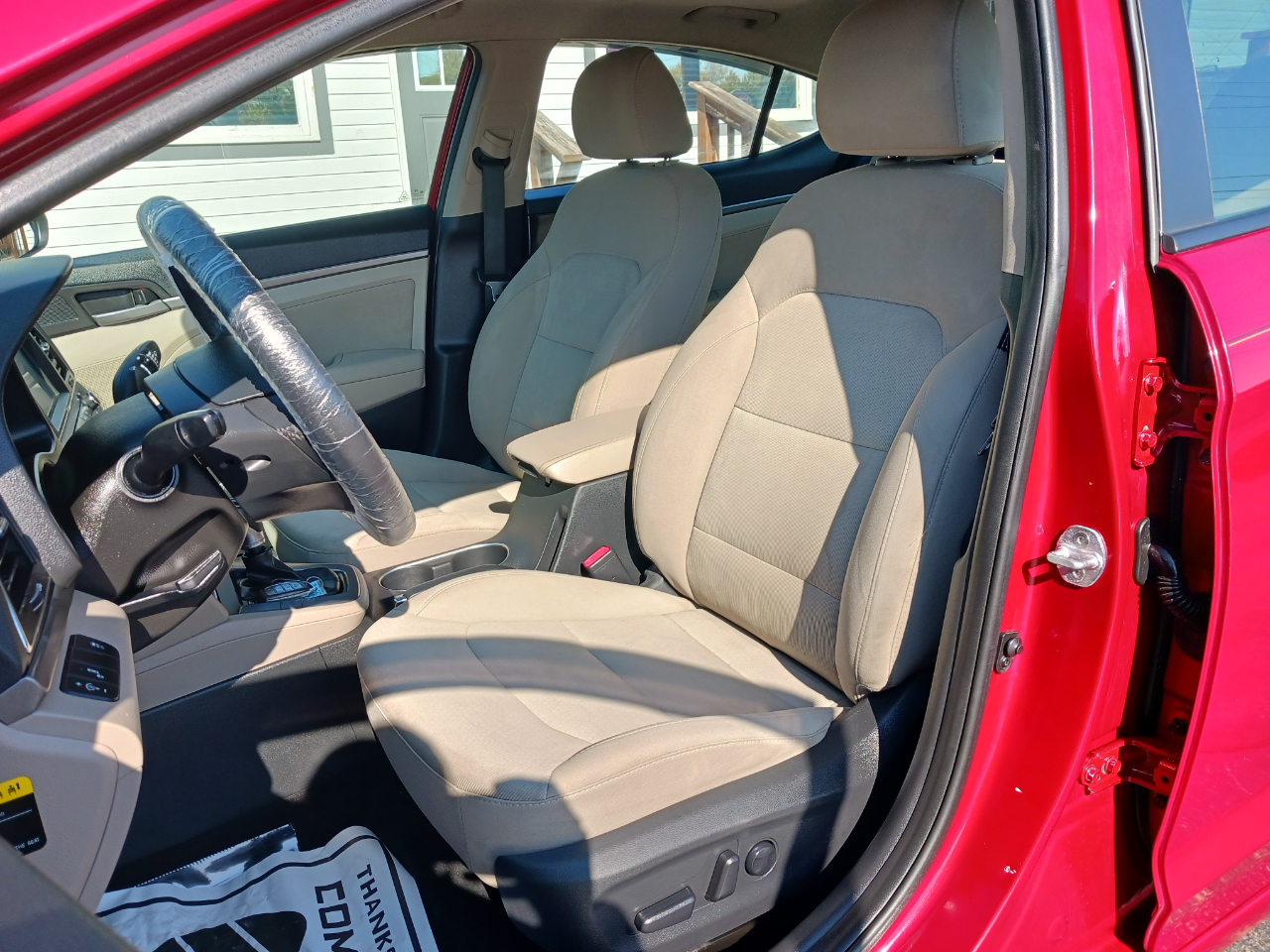 Hyundai Elantra  2017 Hyundai Elantra  2017