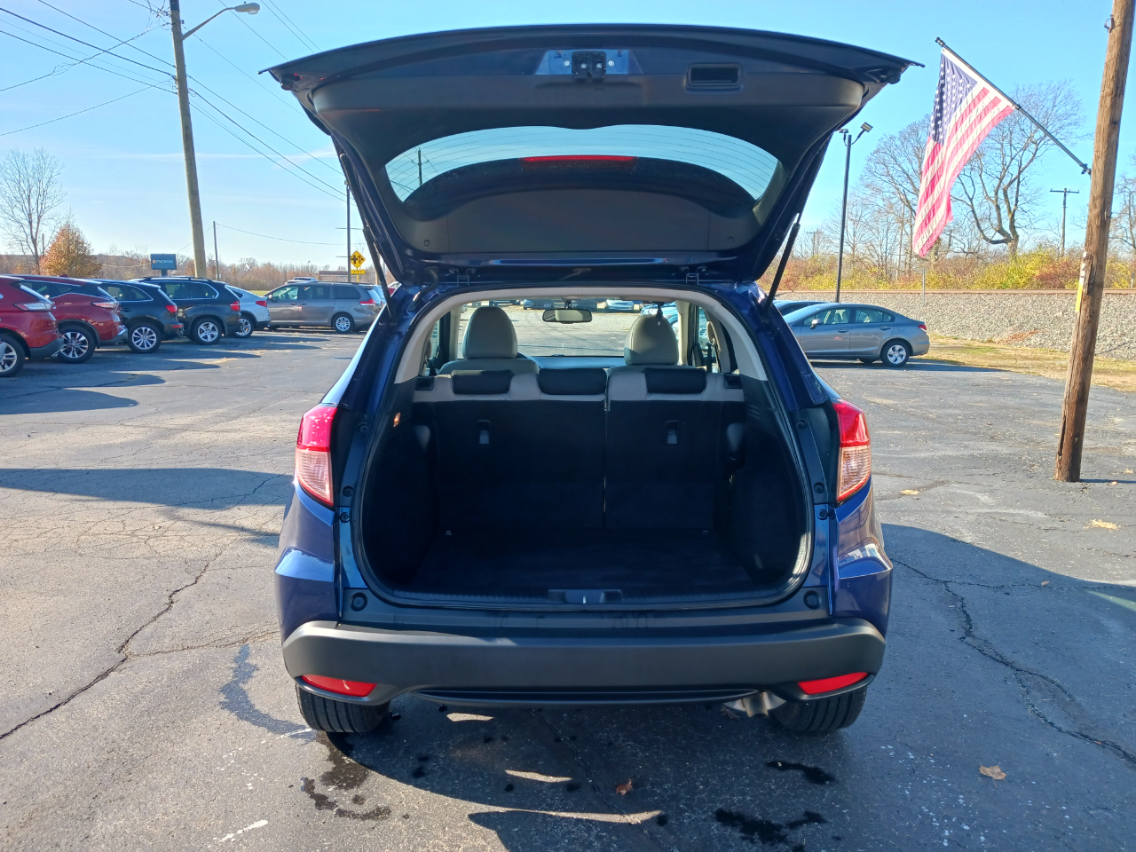 2017 Honda HR-V EX-L photo 3