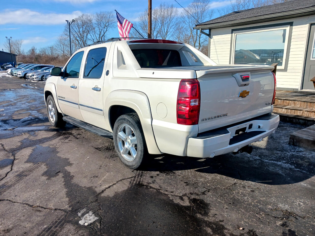 Chevrolet Avalanche  2013